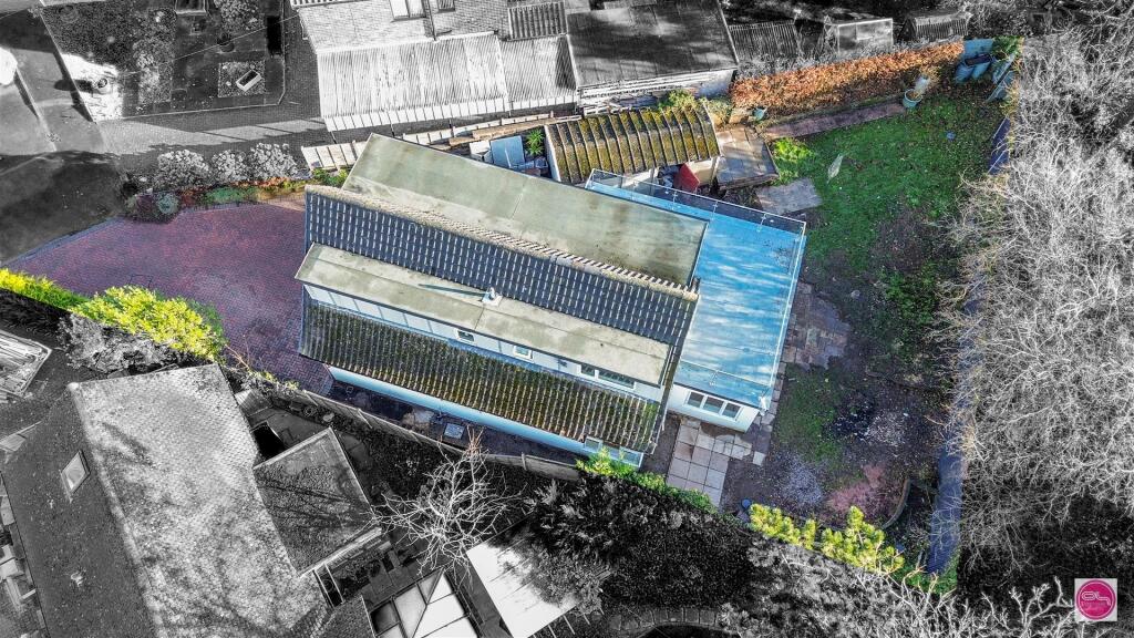 Moat Bank, Bretby (10).jpg