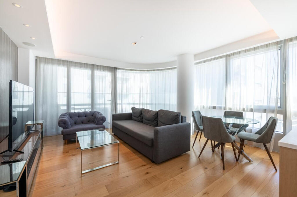 City Road, London, EC1V