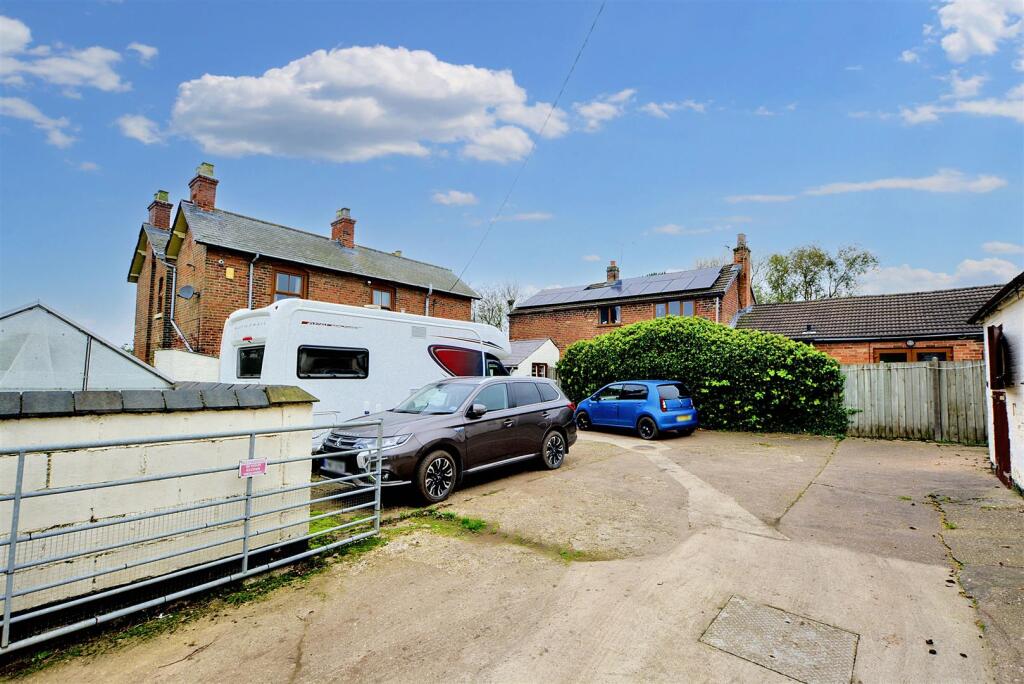 Court Yard and Stables_1.jpeg
