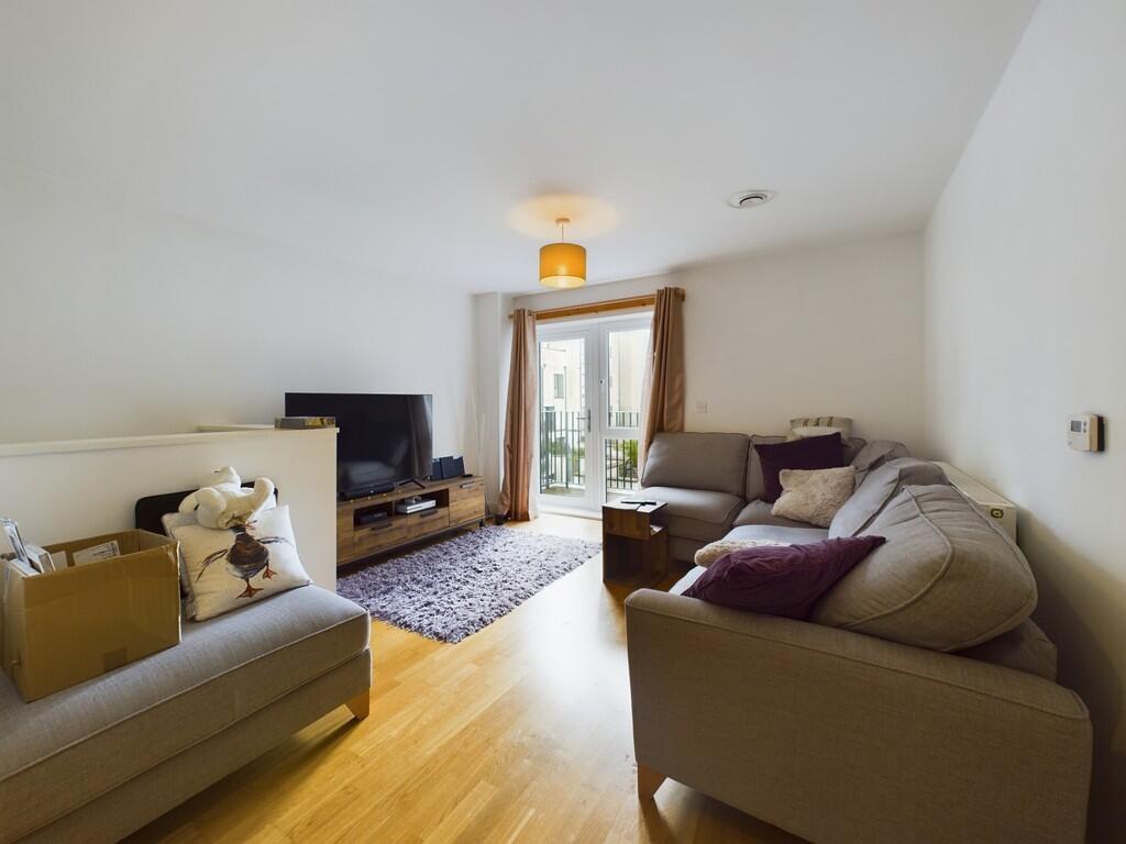 CAM03974G0-PR0041...