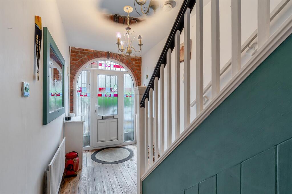 8649904-interior21.jpg