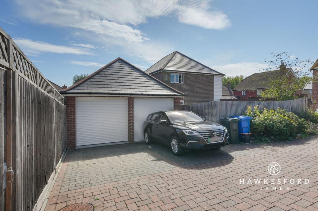 Ringlet Drive, Iwade - Garage
