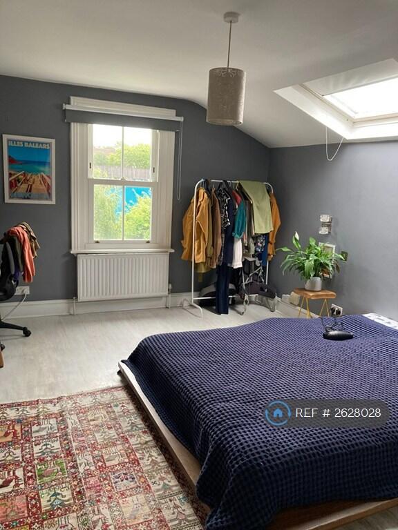 Double Bedroom 1
