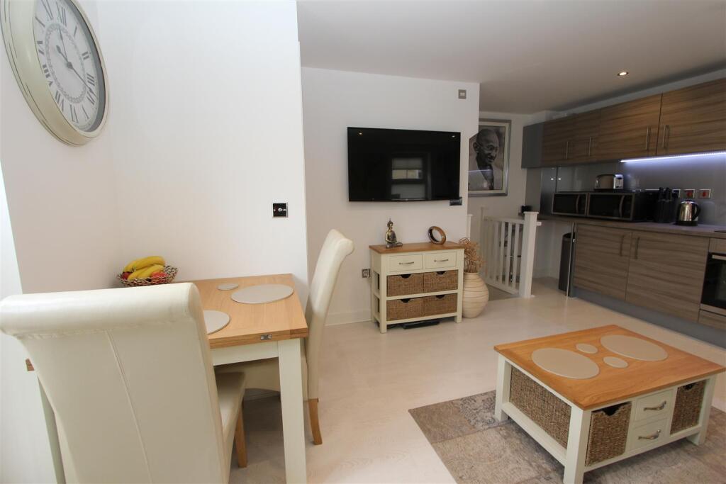 Living Room2.JPG