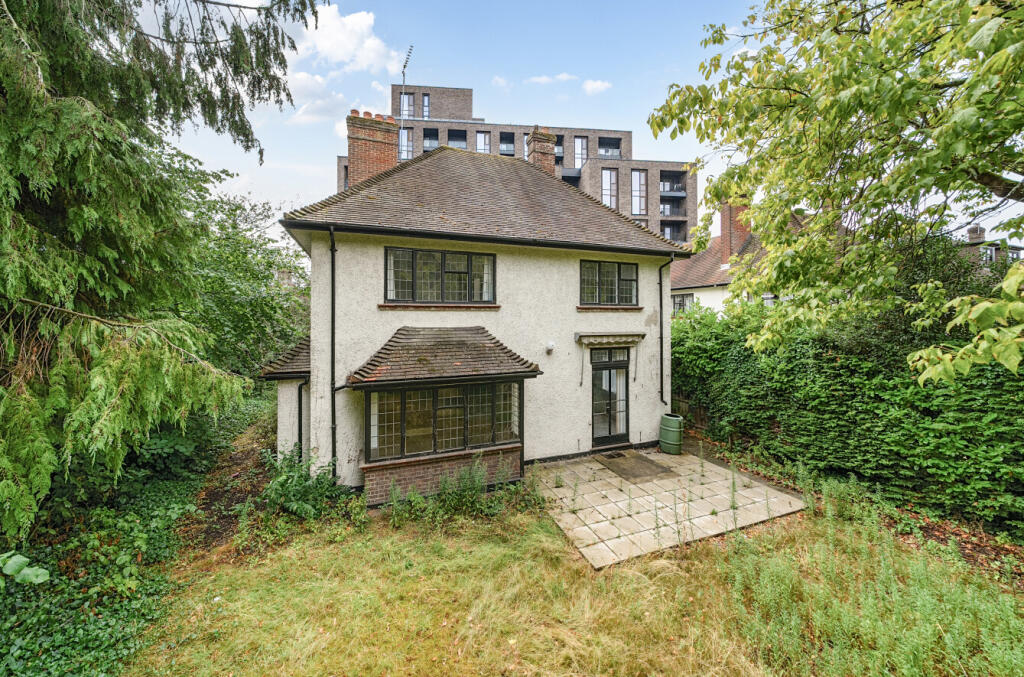 1333986-3-688b76f...