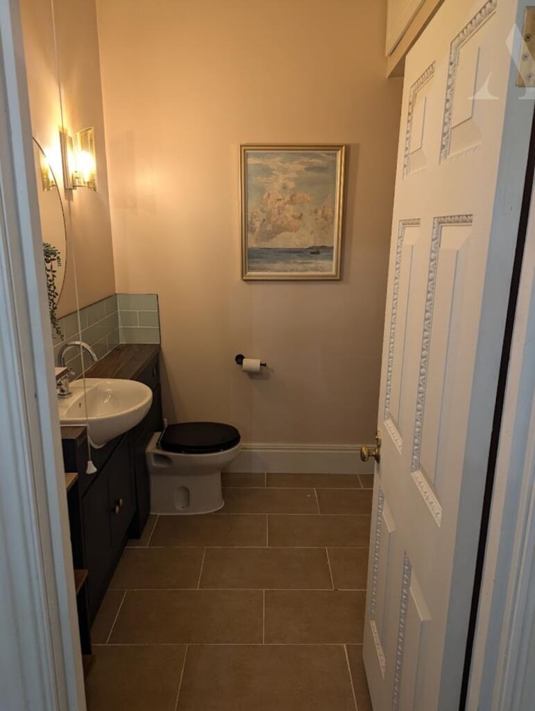 The Beeches - Bathroom (2)