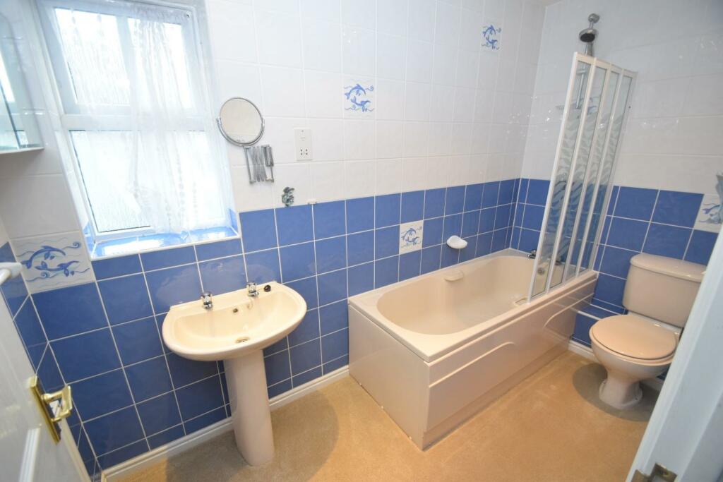 10 Madeira Way bathroom.JPG