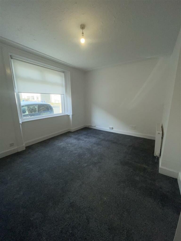 12 Burnbank Street Bedroom.jpeg