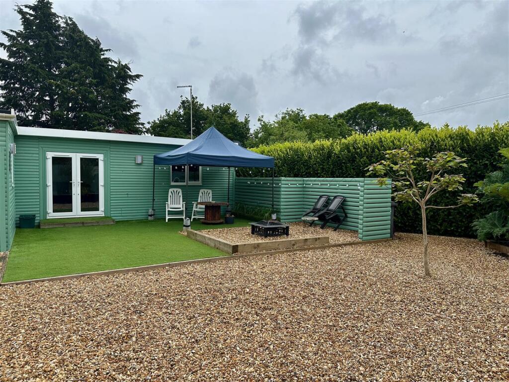 3 Pompeys Lane Ferndown BH22 9DY - 24 of 24 annex 