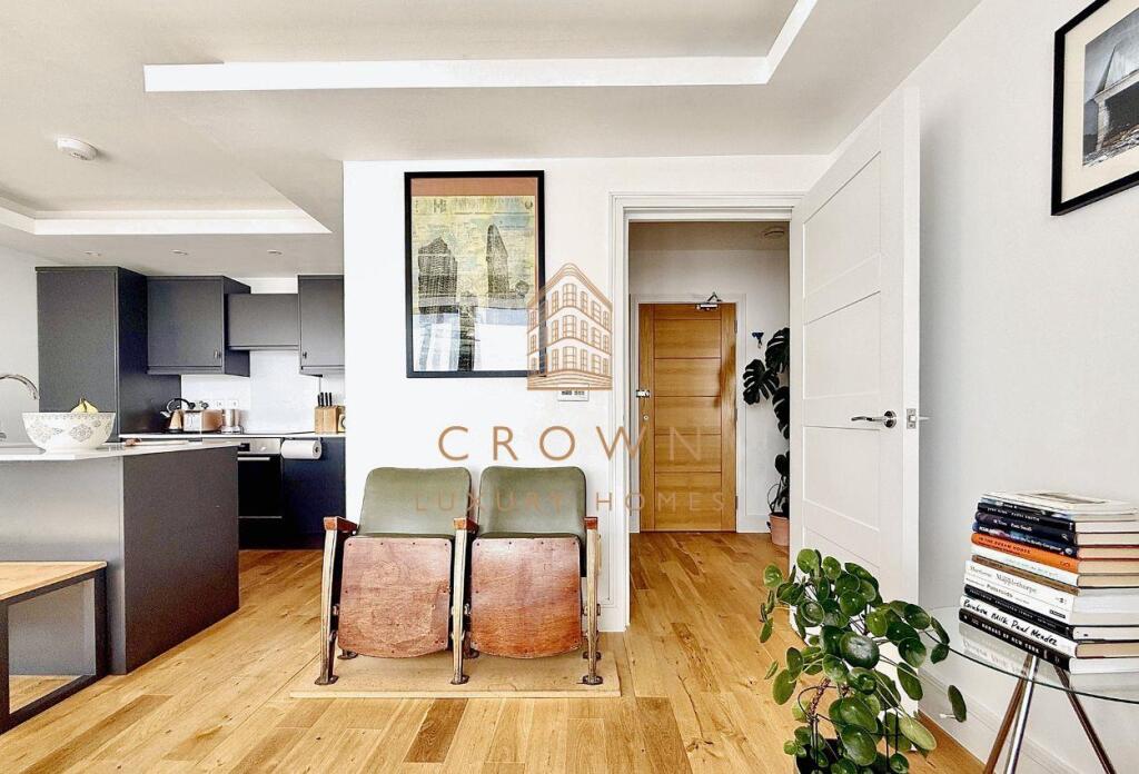 706 High Road, 1012 (20).jpg