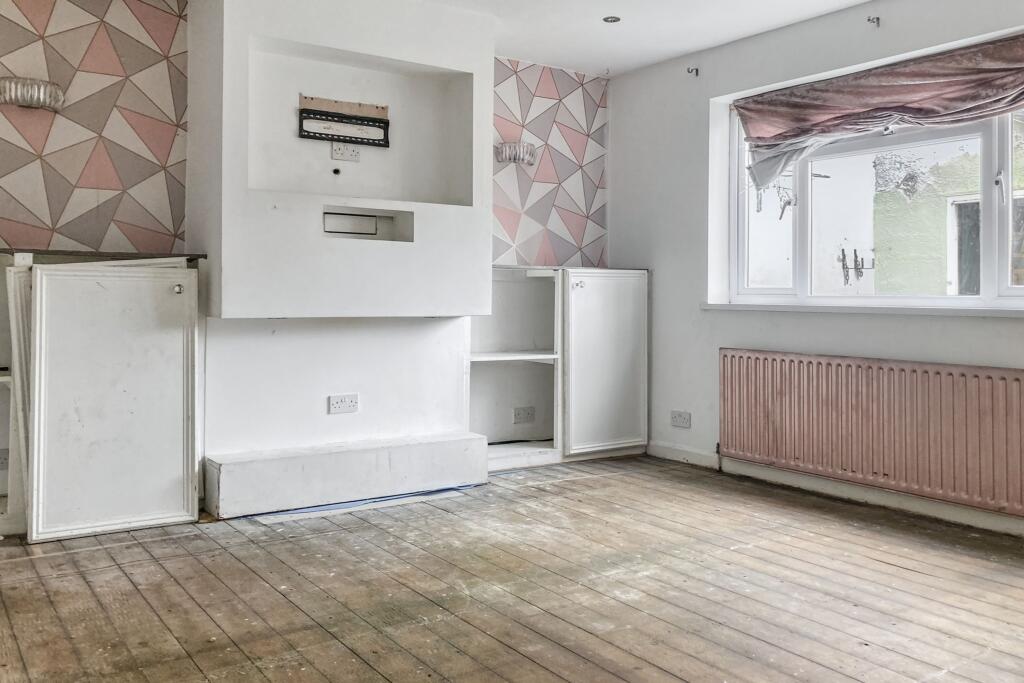 46 Mayplace Avenue, Crayford, Dartford, DA1 4PG