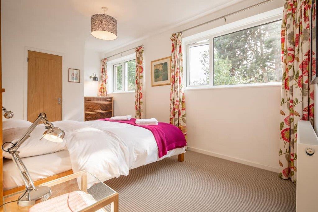 bed 1.3 996f9996-9798-47fd-9916-271036ea4502.jpg