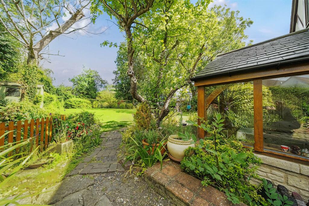 Thatch Cottage, Paulerspury