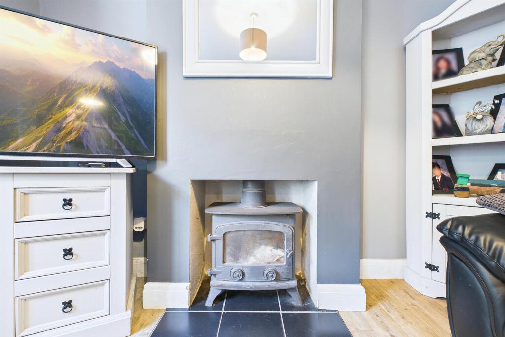 Fireplace.jpg