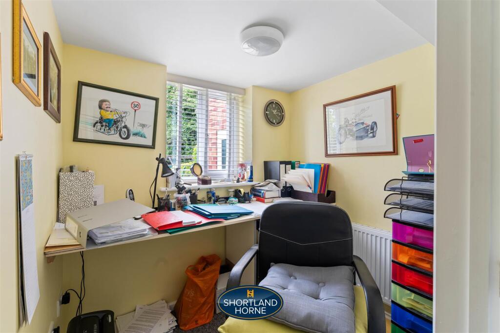 25 Brookside Avenue, Stretton WM (17 of 54).jpg