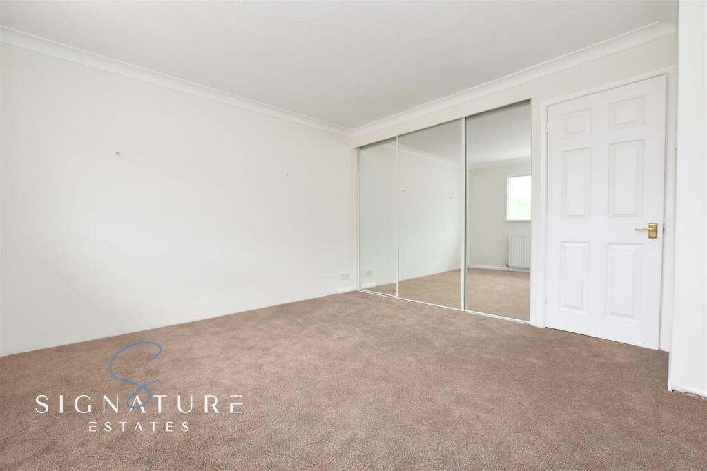 Master Bedroom 2 (11).jpg