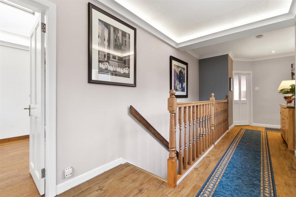 Parkhall-6.jpg