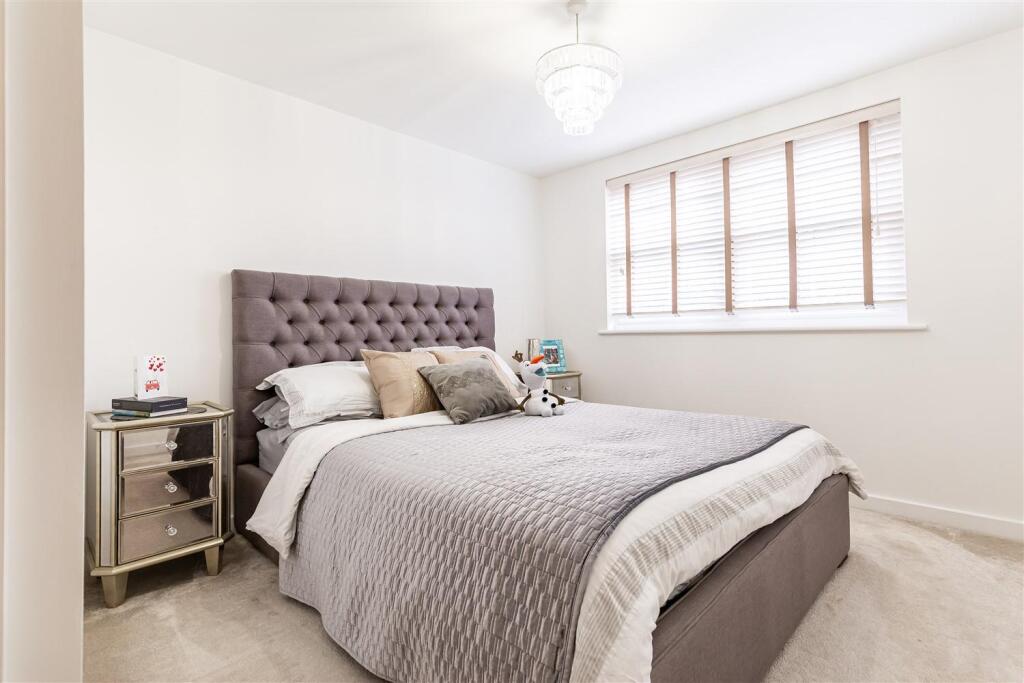 Hemnall Mews 7
