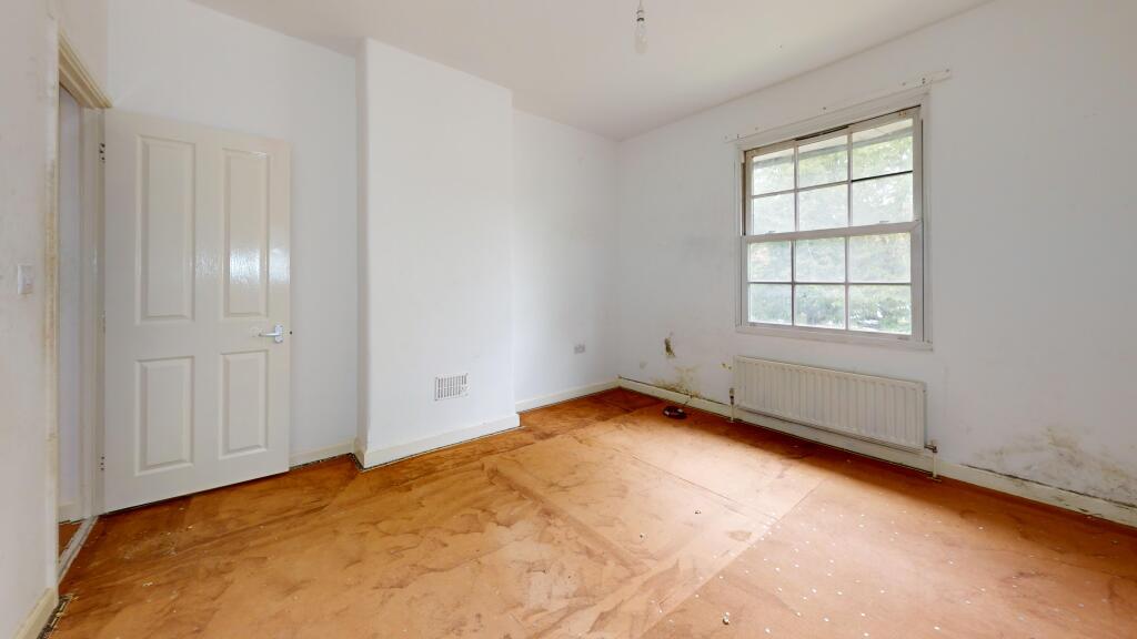 65 Henchman Street, Acton, London, W12 0BW