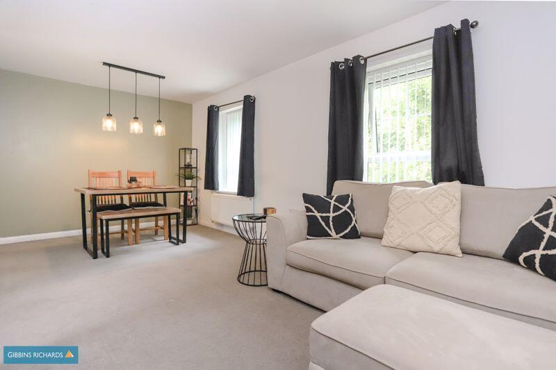 Sitting/Dining Room