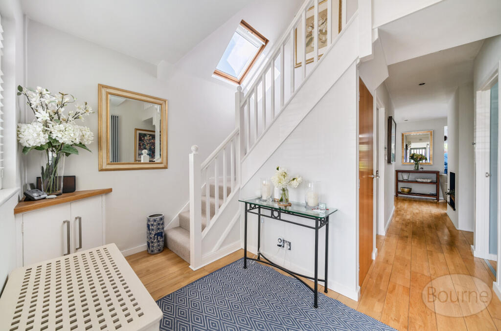 7aaae13f-3b5f-43a...