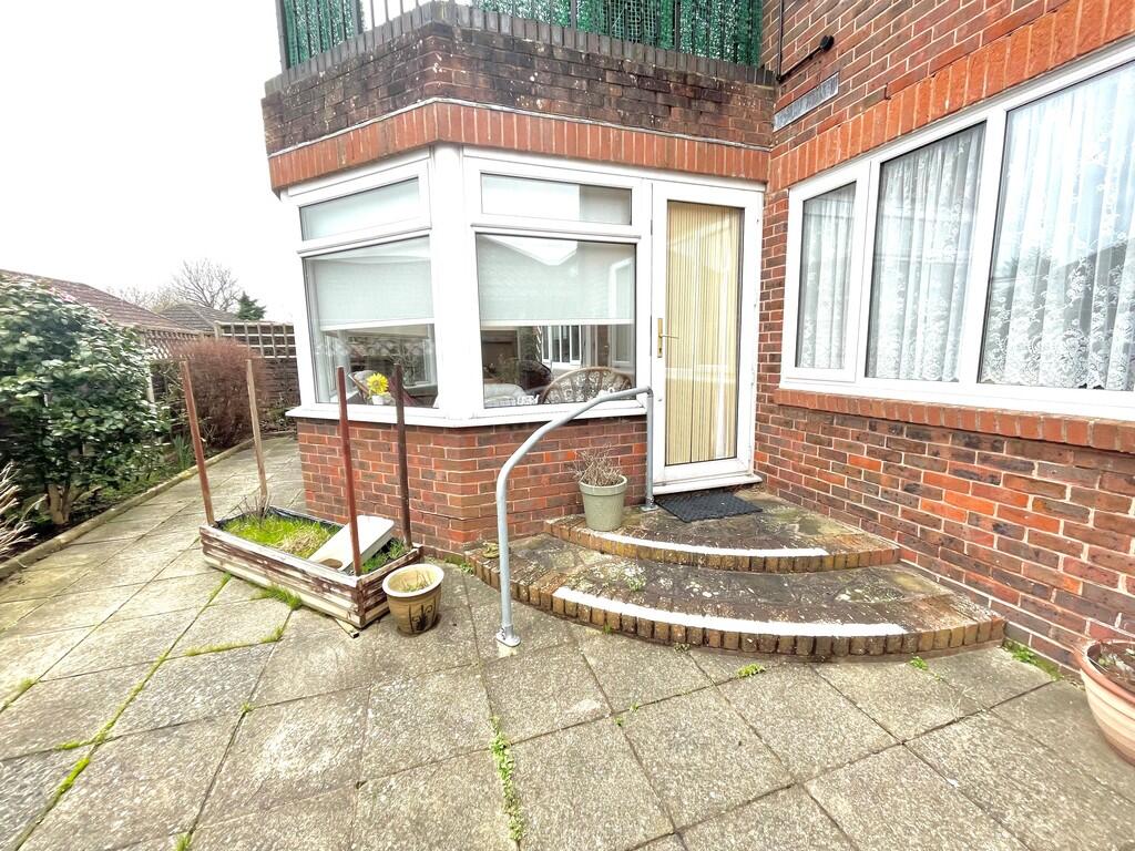 27 The Leas Rear ...