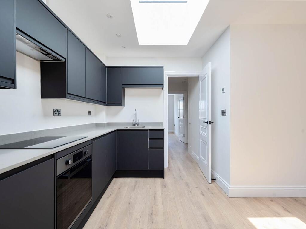 flat 11 4