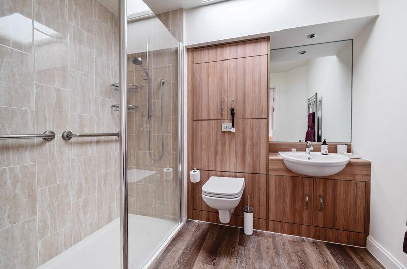 Ensuite shower room to bedroom