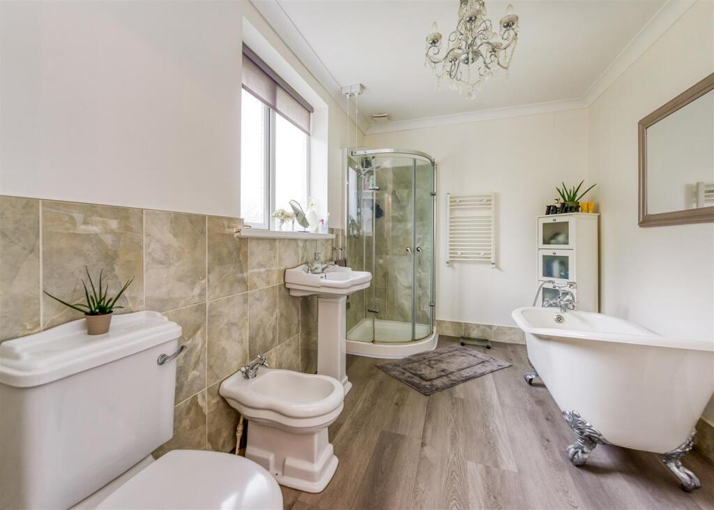 88 Taunton Avenue-12.jpg
