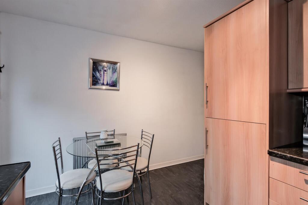 017-16 Rowan Court, Wishaw, ML2 0AF.jpg