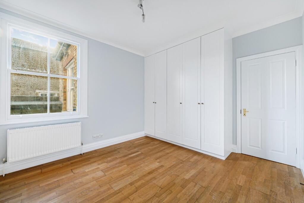 F2, 20 Hanger-11.jpg