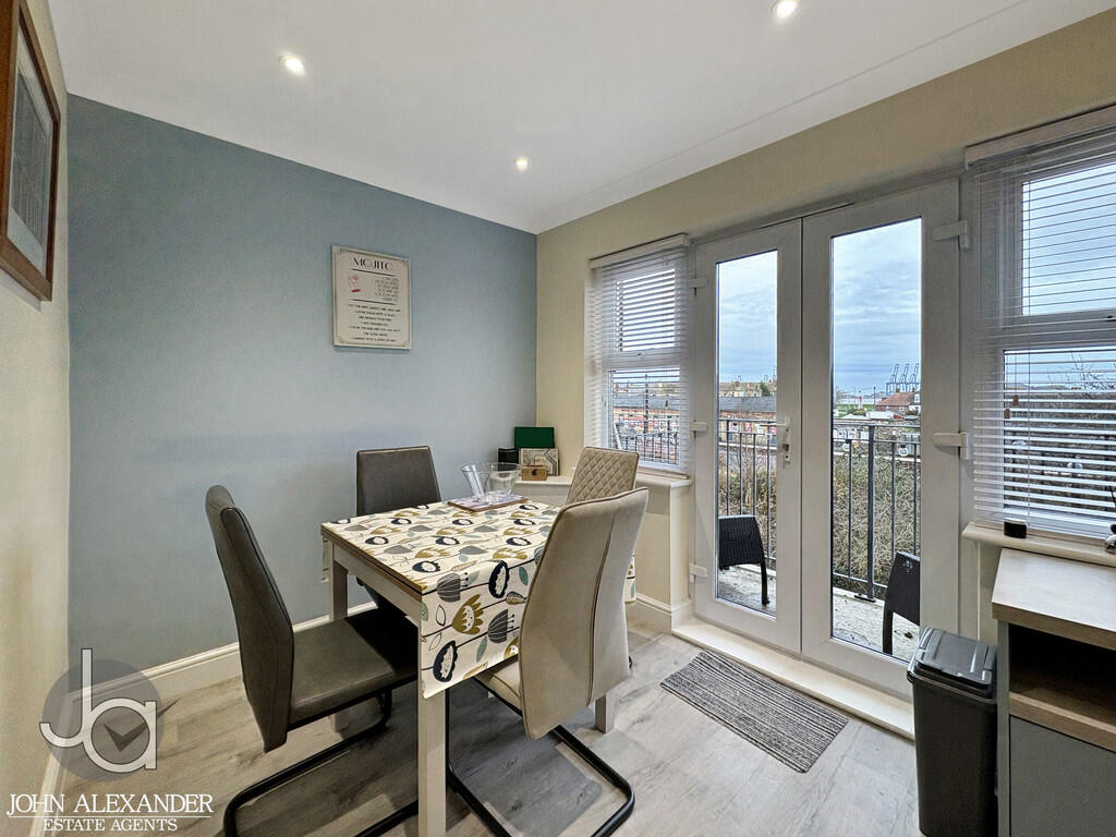 20251209_13443844...