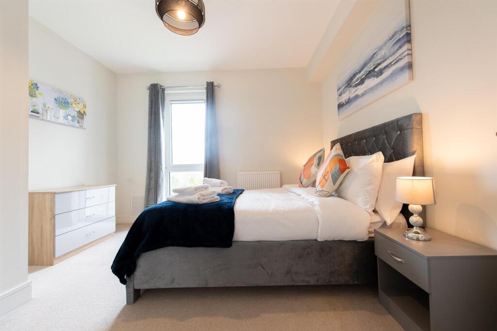 Flat49_Crawley-26.jpg