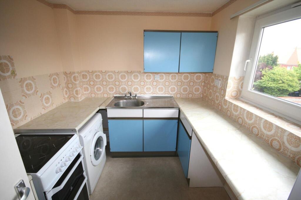 Elizabeth Court 5.jpg