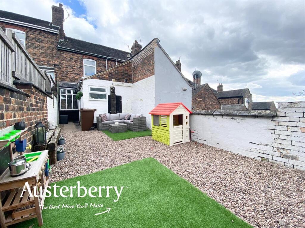 31 Smith Street3.jpg