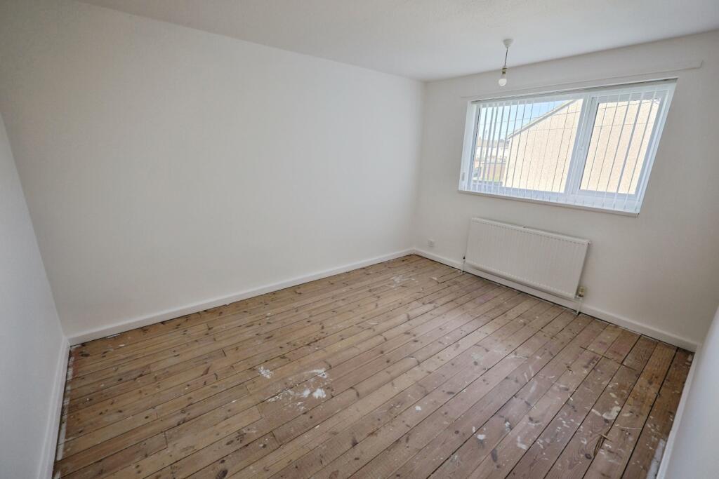 pbox-bedroom-342205.JPG