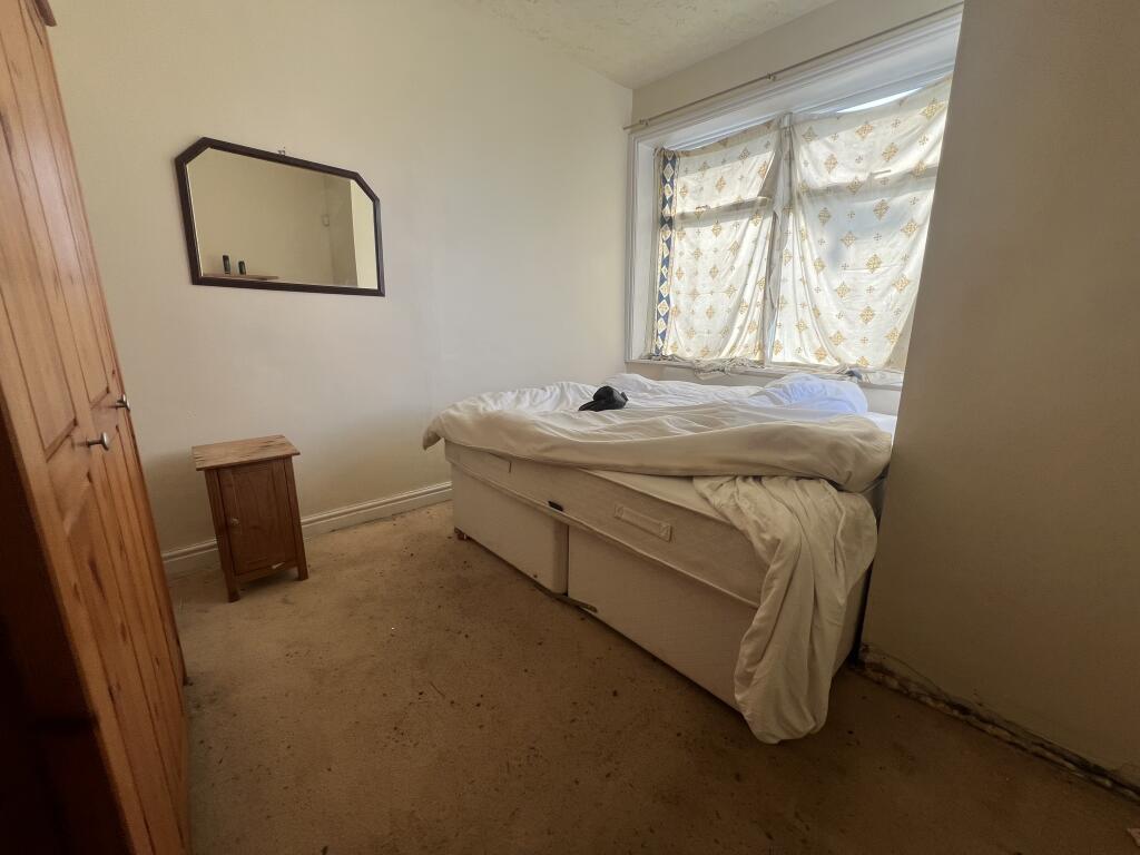 BEDROOM T202505011129.jpeg