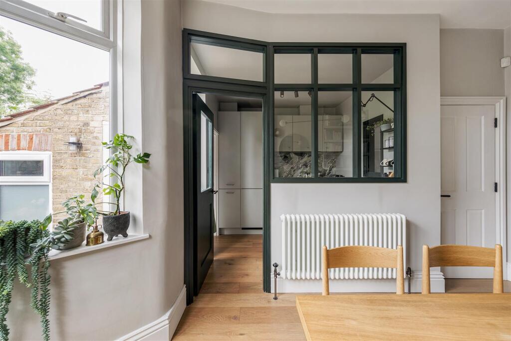 Winchester Road E4