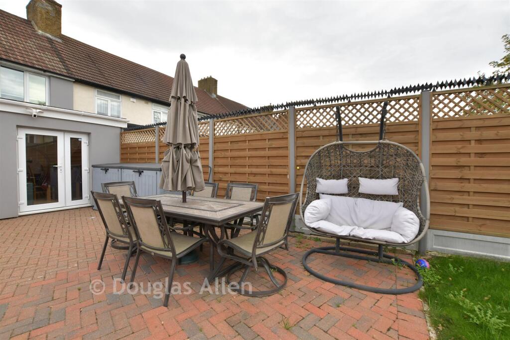 Patio / Decking