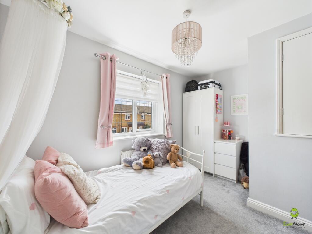 Presented by Nicoleta at EweMove Bexleyheath and D