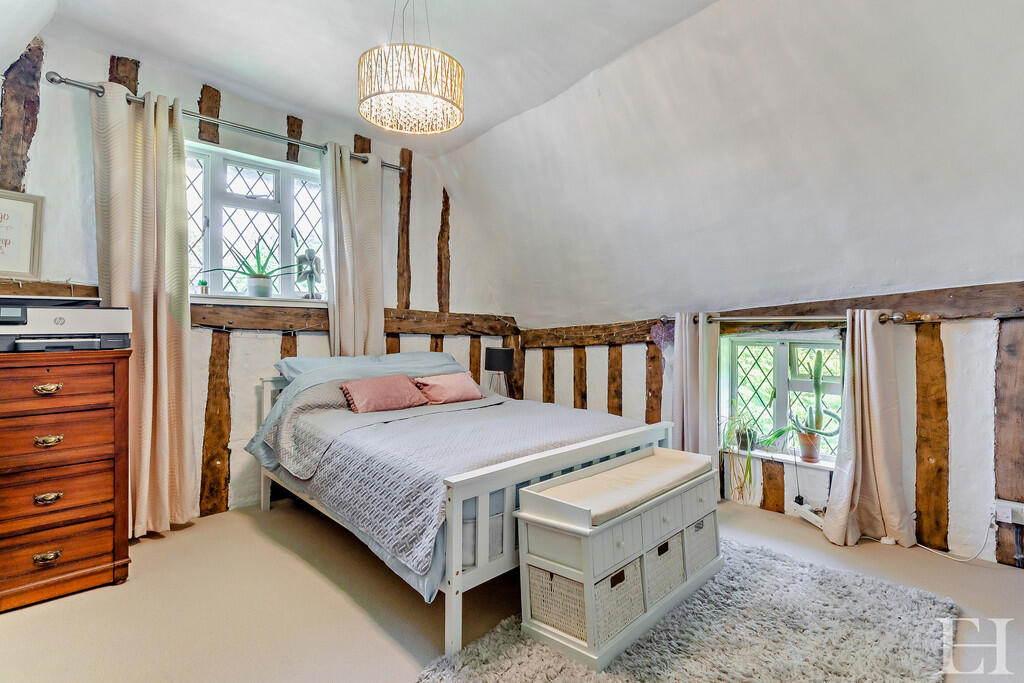8648450-interiorW...