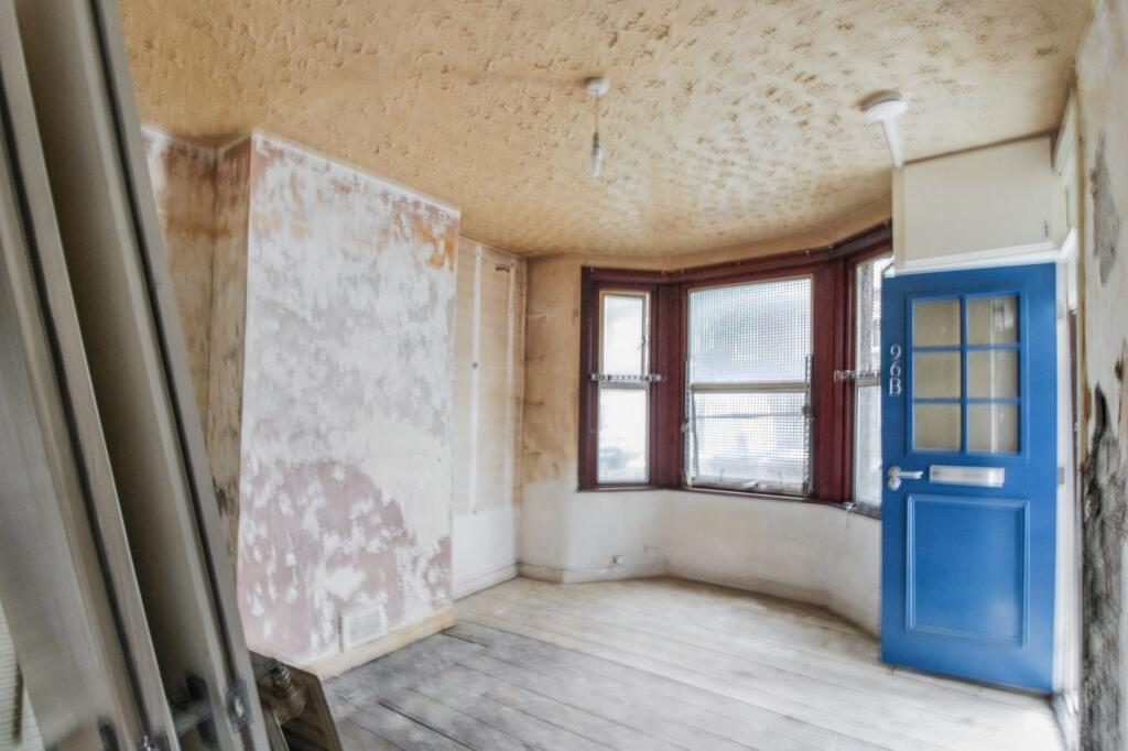 96b Turner Road, Walthamstow, London E17 3JQ