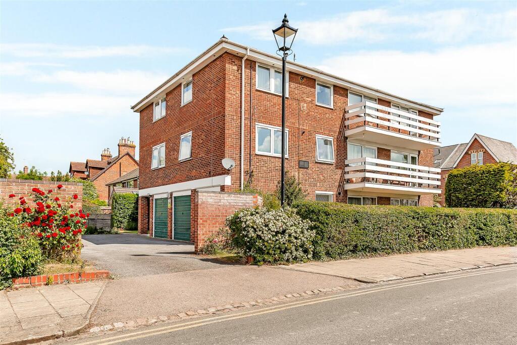 StJames'Court_029.jpg