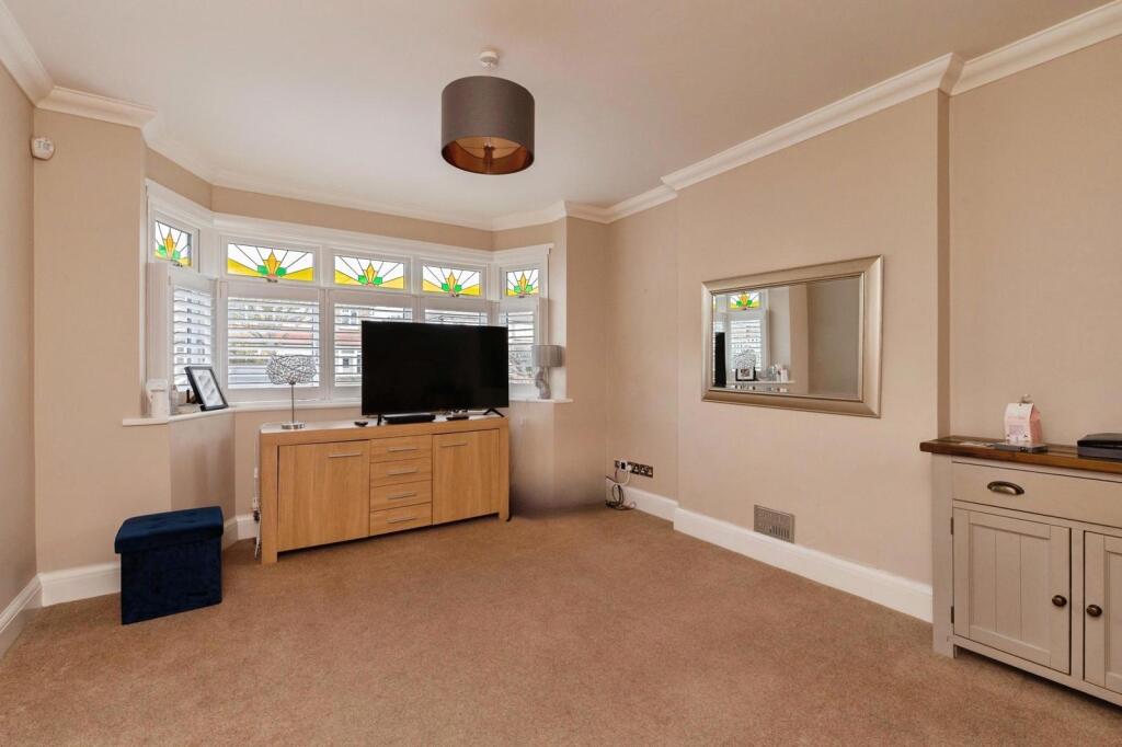 Lounge/Bedroom One