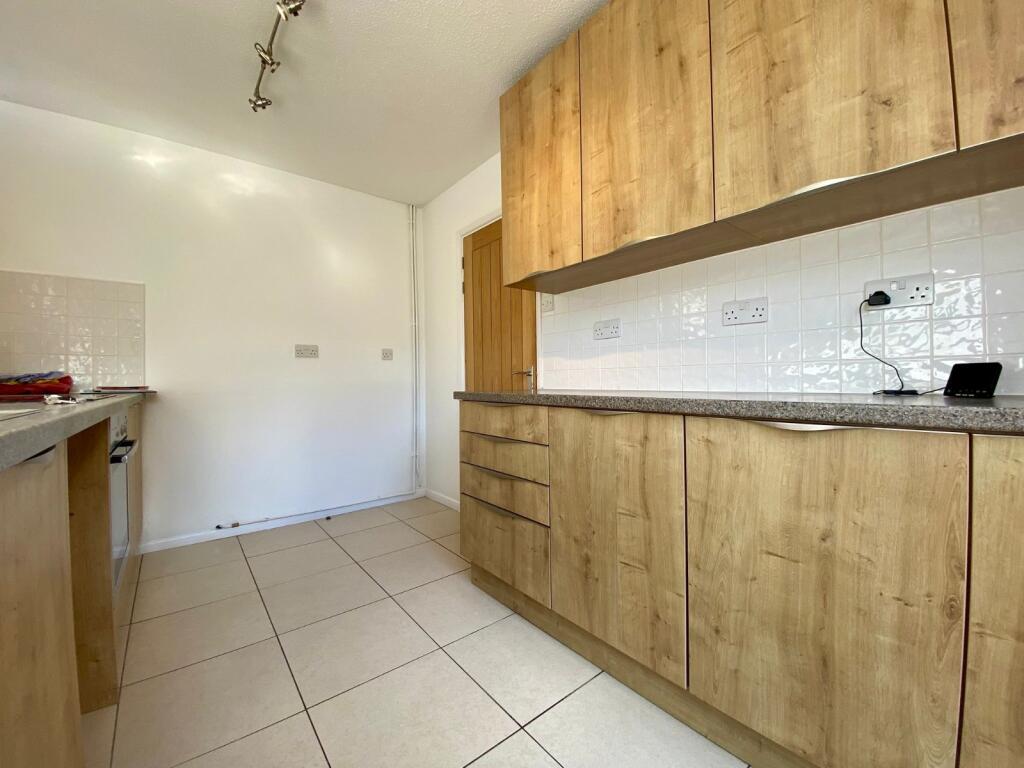Kitchen 3