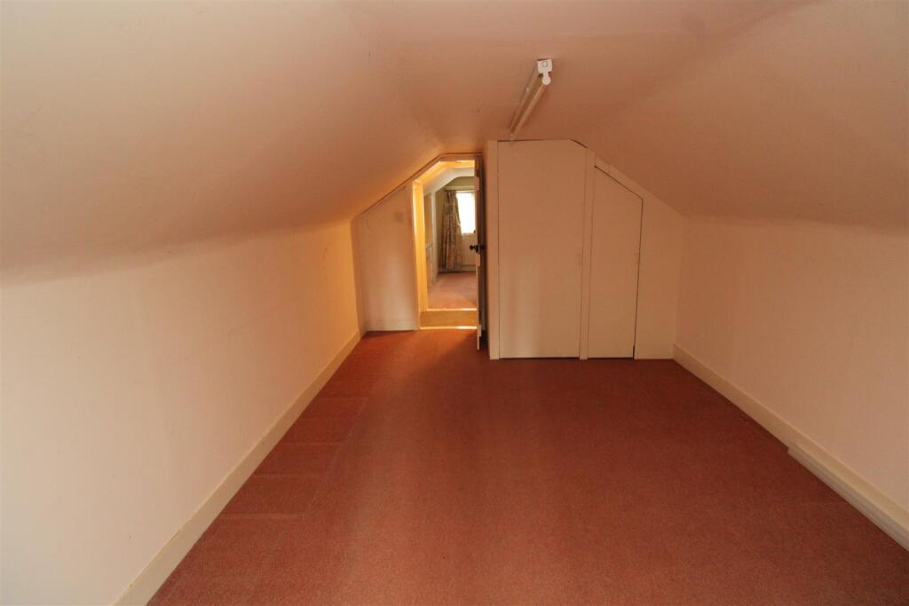 Dressing / Games Room