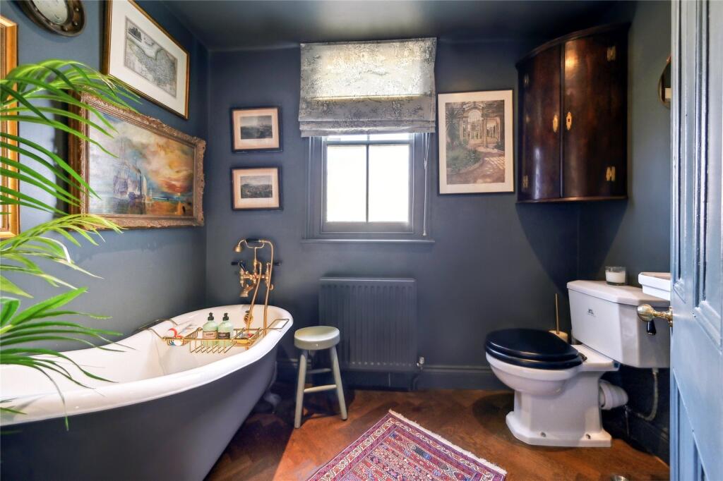 Bathroom First Floor
