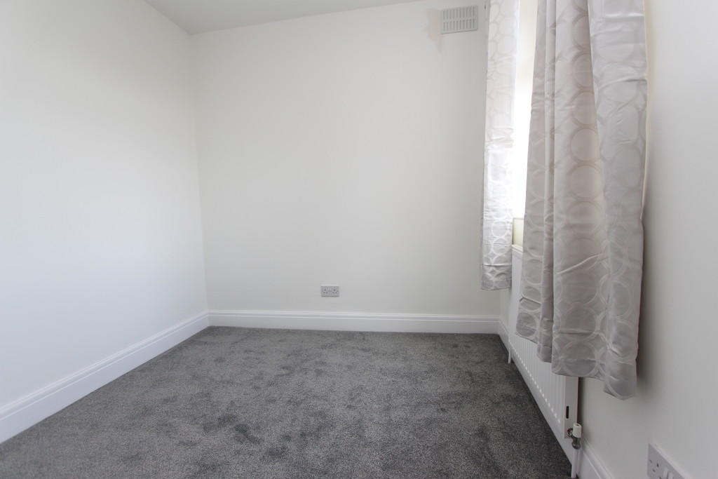 4th Bedroom (Good...
