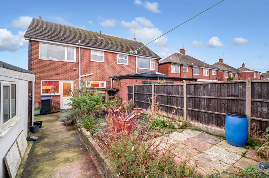 Exterior-Rear-1.2-10