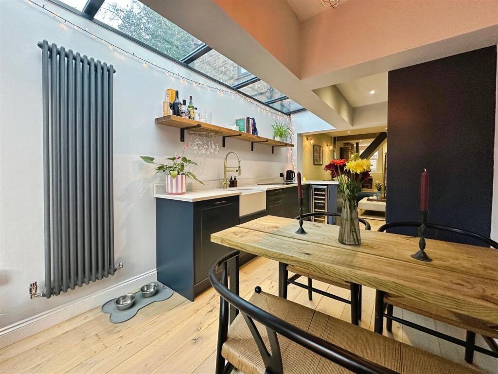 959b124f--46D1-A5C4-F7122B488C00-69919-00002D01A44